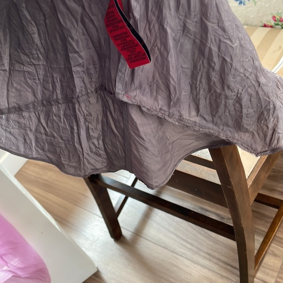 Beautiful Silk gown, size 8 - Picture 8 of 11